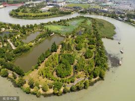 江苏扬州：运河三湾景区景色宜人