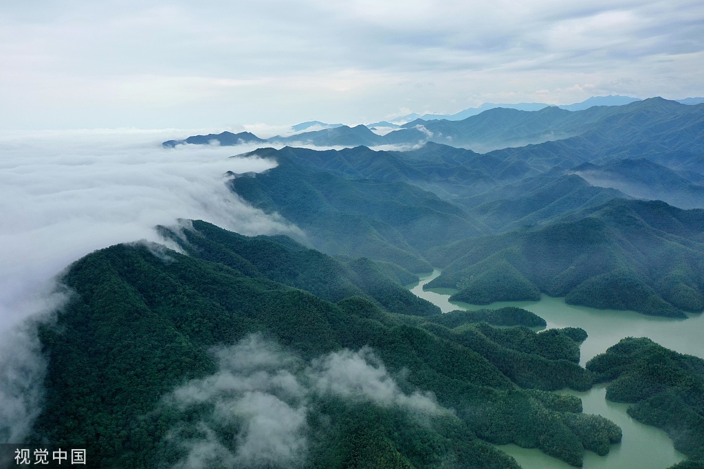 江西萍乡：山口岩国家湿地公园云雾缭绕