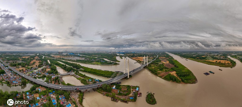 江苏淮安：入梅首日 暴雨过后虹霞美
