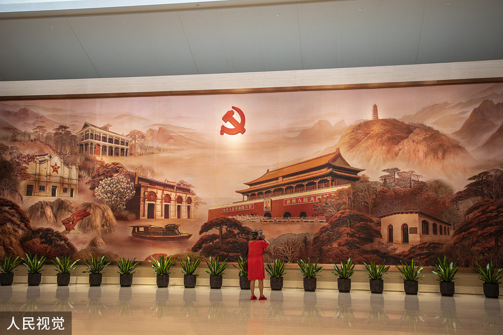 上海中共一大纪念馆恢复开放 市民有序参观