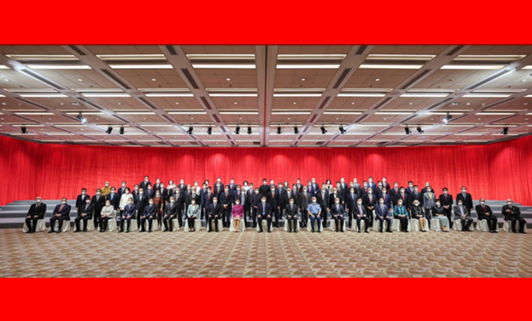 习近平会见香港各界代表人士