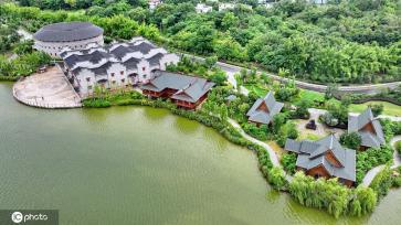 江西赣州：特色小镇入画来