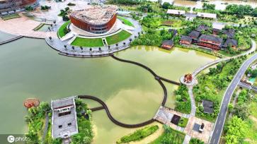 江西赣州：特色小镇入画来