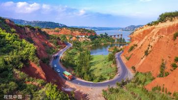 山西运城：平陆黄河岸边风景如画