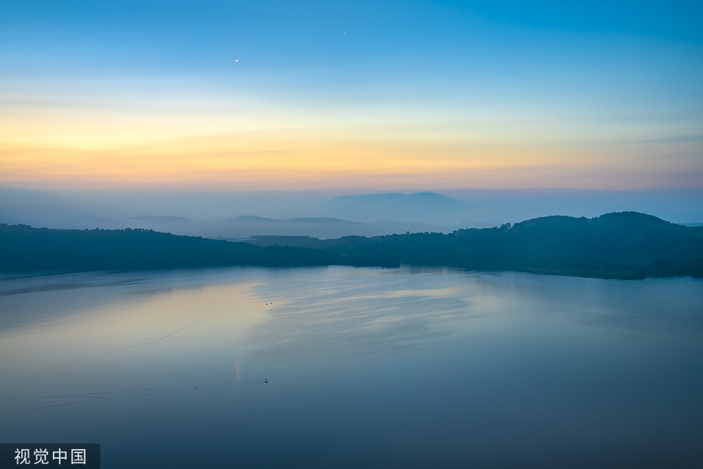 大连：东风水库云海翻涌