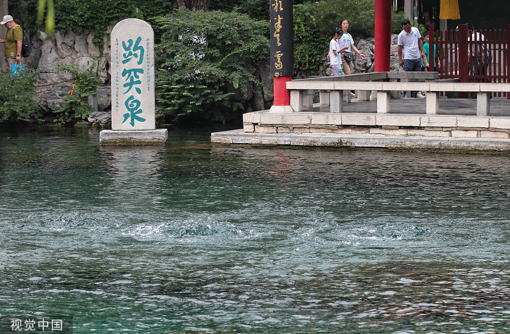 济南：趵突泉“喝饱” 地下水位持续回升