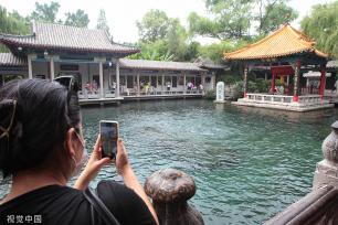 济南：趵突泉“喝饱” 地下水位持续回升