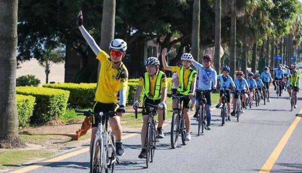 台湾“单车天使”第一家园行收官：小骑手合唱“孤勇者”