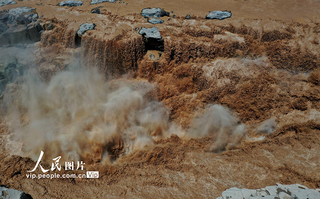 山西吉县：黄河壶口瀑布迎客来