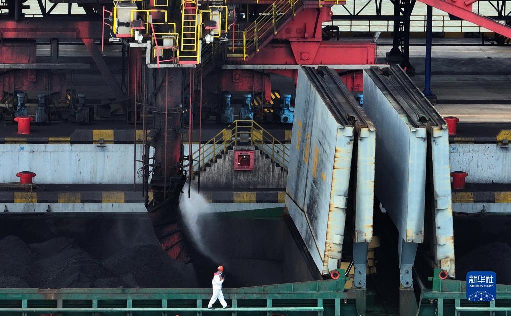 曹妃甸港区上半年货物吞吐量同比增长10.86％