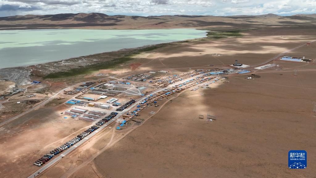 全国海拔最高县双湖县牧民生态搬迁