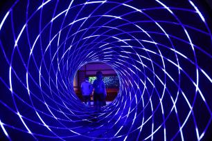 “中国天眼”所在地：从贫瘠村镇到天文小镇