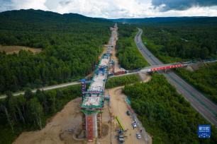 哈伊高铁施工忙