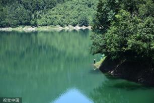 湖北恩施：贡水河湿地公园绘就生态画卷