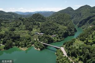 湖北恩施：贡水河湿地公园绘就生态画卷