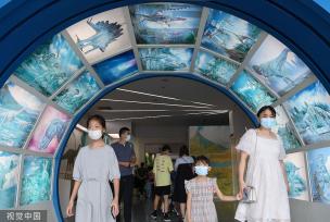 合肥：暑期期间孩子畅游博物馆