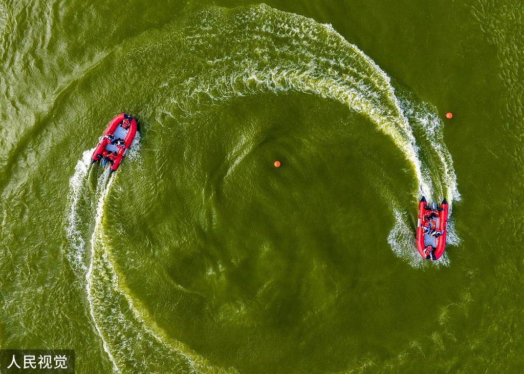 江苏海安开展水域公共安全实战演练