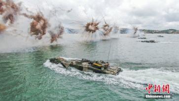 强军征途｜你们是如此的威武雄壮