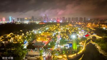 山东日照：夜经济点亮东夷小镇