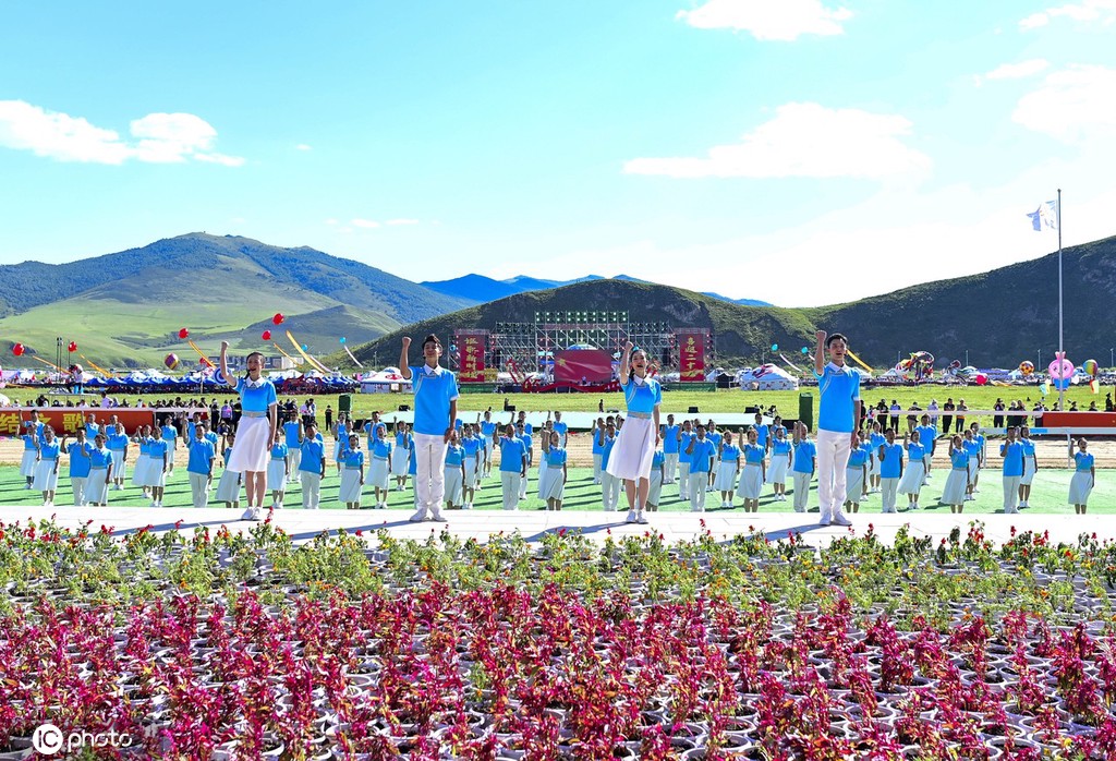 内蒙古兴安盟：草原盛会 欢乐初秋