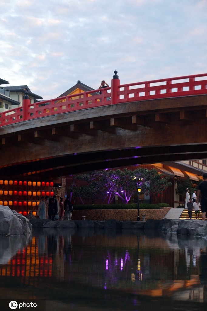 辽宁大连夜经济火爆 国潮唐风带动文旅复苏