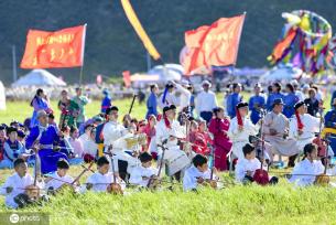 内蒙古兴安盟：草原盛会 欢乐初秋