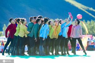 内蒙古兴安盟：草原盛会 欢乐初秋