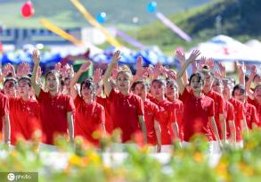 内蒙古兴安盟：草原盛会 欢乐初秋