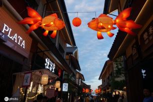 辽宁大连夜经济火爆 国潮唐风带动文旅复苏