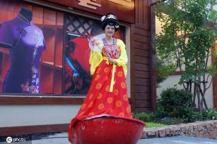 辽宁大连夜经济火爆 国潮唐风带动文旅复苏