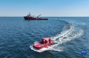 河北曹妃甸港区举行危险品码头船舶溢油应急处置联合演习