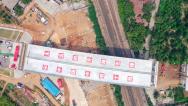 新伊高速上跨陇海铁路桥成功转体