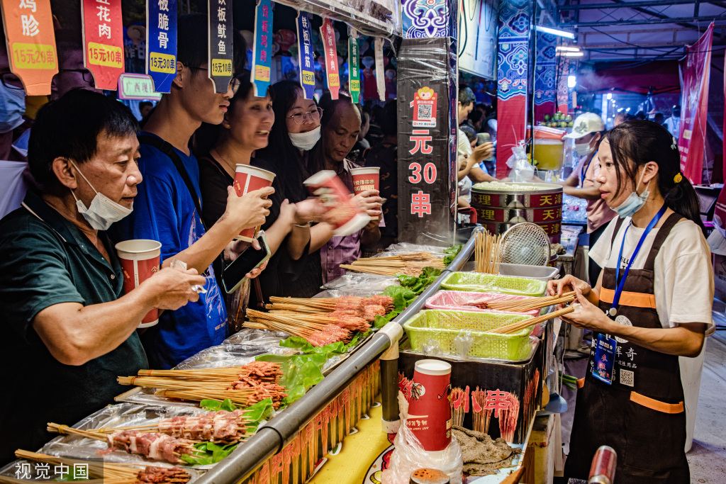 江西赣州：城市夜经济焕发新活力
