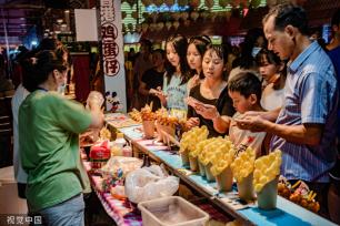 江西赣州：城市夜经济焕发新活力