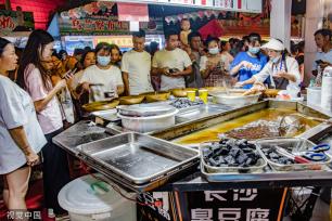 江西赣州：城市夜经济焕发新活力