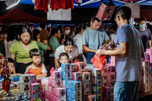 江西赣州：城市夜经济焕发新活力