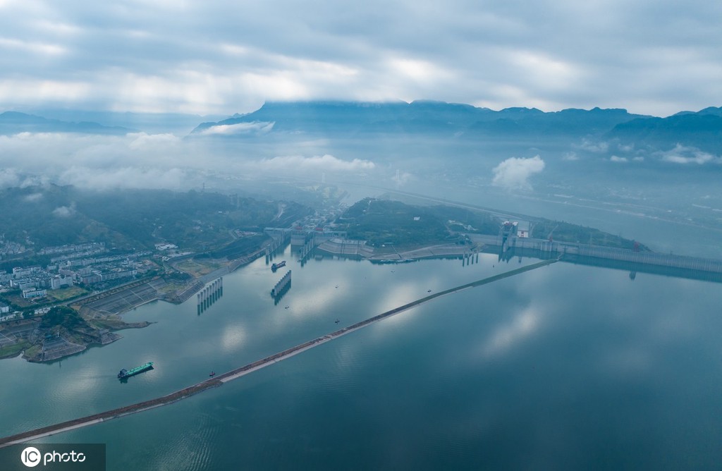 三峡水库加大下泄 向长江中下游补水