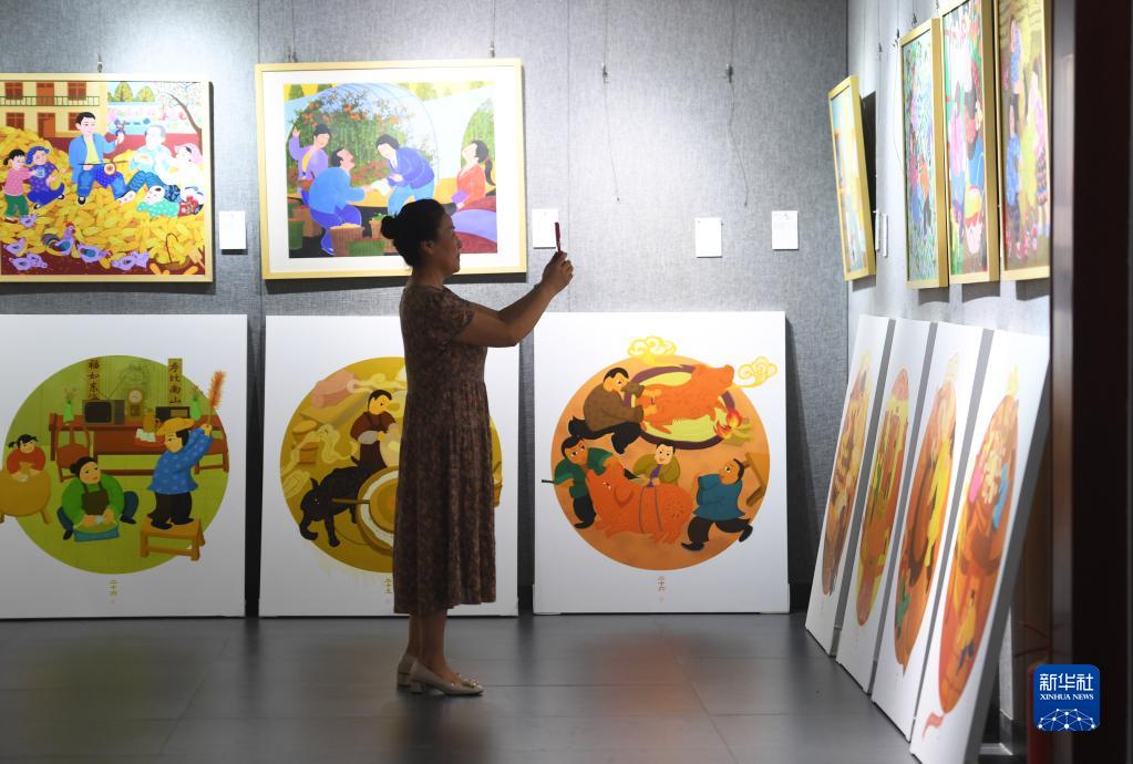 河南舞阳：农民画为乡村振兴添彩