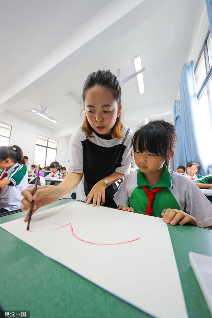 贵州铜仁：学校开展多彩社团活动