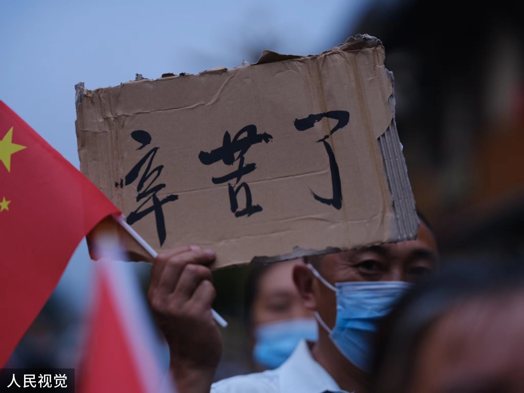 
首都医科大学附属北京中医院黄牛挂号,住院检查加快四川泸定：抗震救灾官兵陆续撤离 当地群众夹道送别