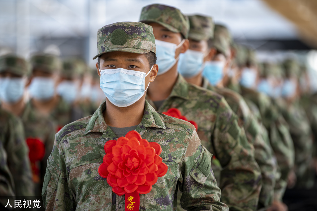 
广州各大医院黄牛代挂号电话票贩子号贩子网上预约挂号,住院检查加快,浙江金华：新兵列队启程 奔赴部队军营