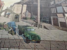 重庆街头现上万平方米巨幅3D壁画