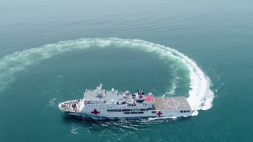 海军友好号医院船首次完成对西南沙岛礁巡诊