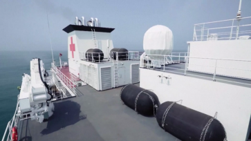 海军友好号医院船首次完成对西南沙岛礁巡诊