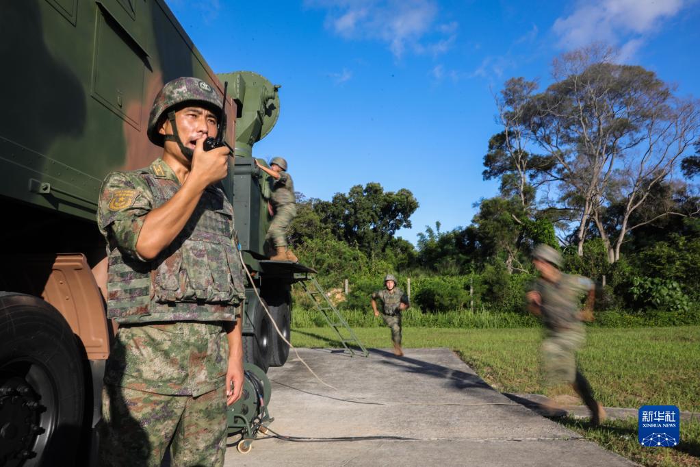王海旭：用忠诚护卫香江蓝天