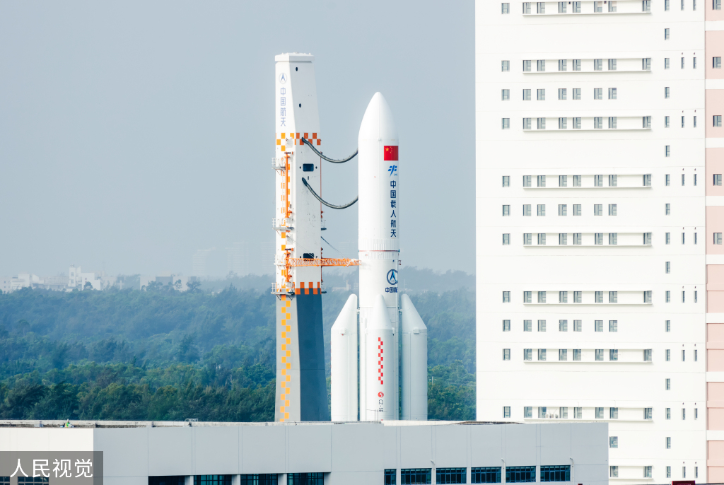 梦天实验舱舱箭组合体转运至发射区 近日将择机实施发射