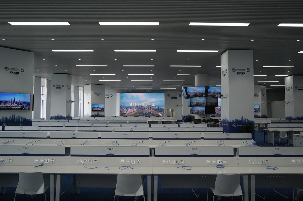 江苏省第二中医院黄牛代挂号电话票贩子号贩子网上预约挂号,住院检查加快,2022第五届进博会开幕倒计时10天 主场馆已全面定妆