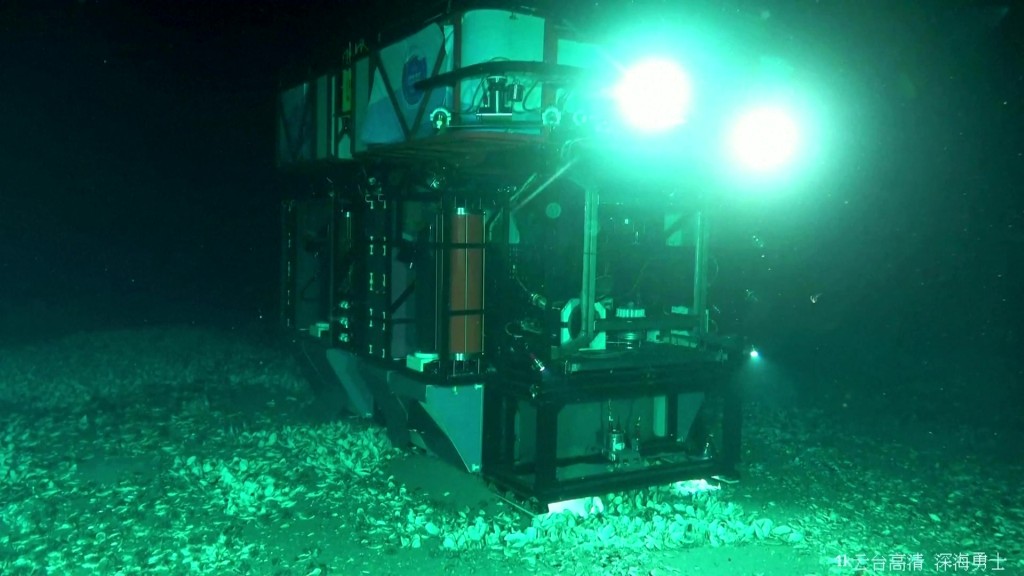 湖南中医附一医院黄牛代挂号电话票贩子号贩子网上预约挂号,住院检查加快,“探索二号”返航 “深海勇士”号完成第500次下潜