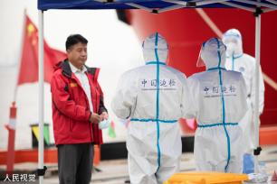 “雪龙2”号极地科考船上海开启中国第39次南极考察之行