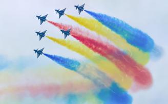 人民空军成立73周年 向共和国的蓝天卫士致敬